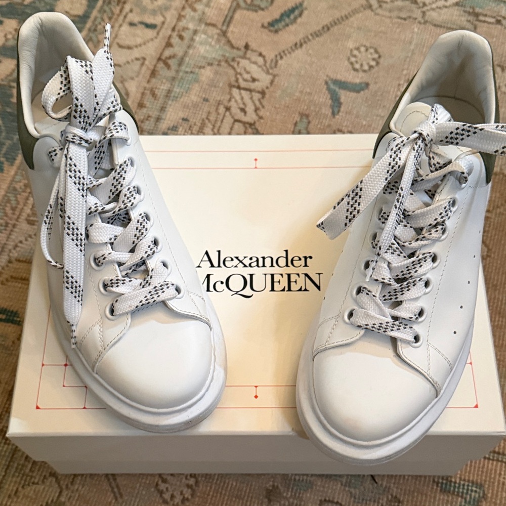 Alexander McQueen White and Black Lace Sneakers size 39